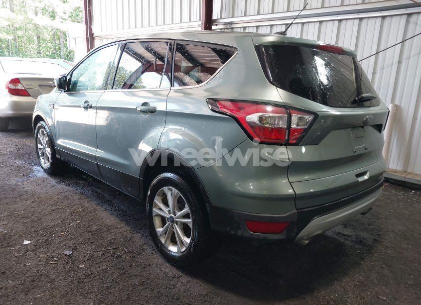 Photo 3 of 2017 Ford Escape SE (VIN 1FMCU0GD1HUD25055)