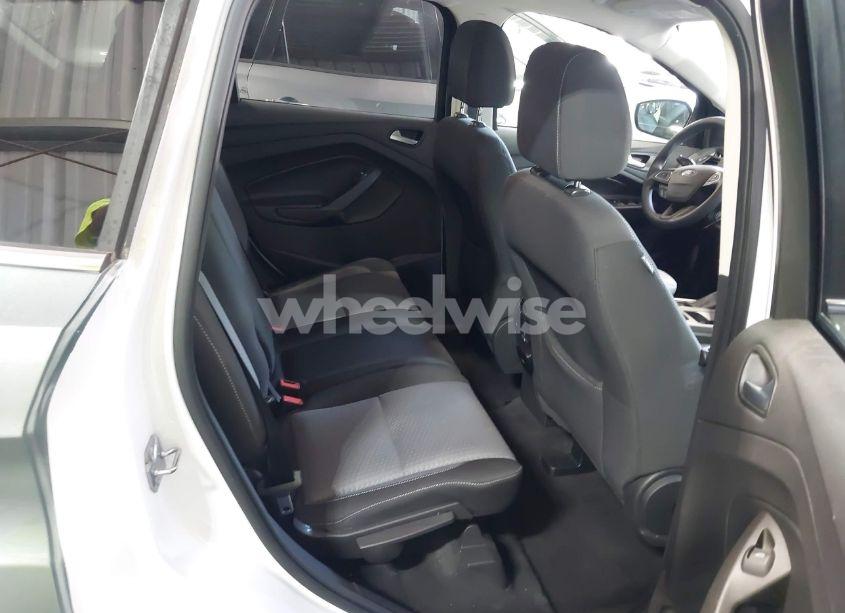 Photo 8 of 2017 Ford Escape SE (VIN 1FMCU0GD1HUD25055)