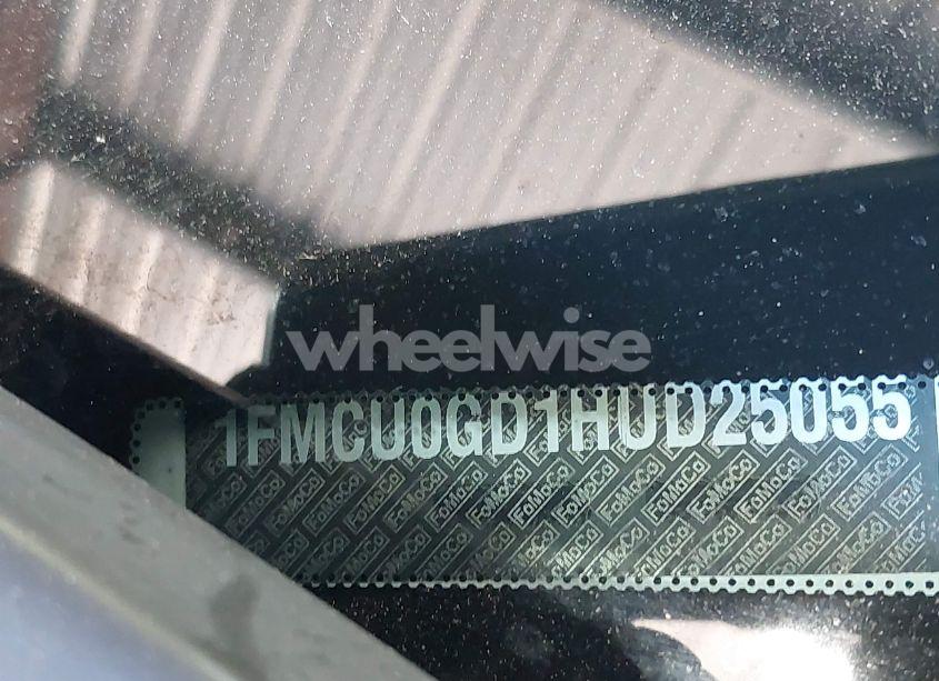 Photo 9 of 2017 Ford Escape SE (VIN 1FMCU0GD1HUD25055)