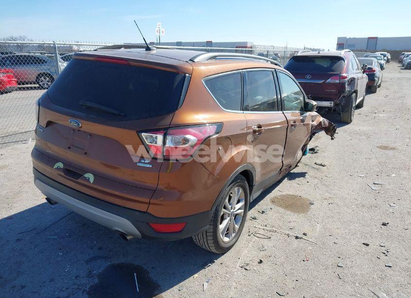 Photo 4 of 2017 Ford Escape SE (VIN 1FMCU0GD1HUD53129)