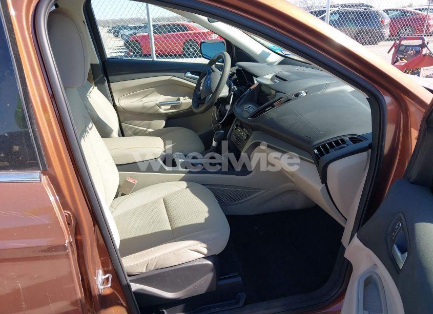 Photo 5 of 2017 Ford Escape SE (VIN 1FMCU0GD1HUD53129)