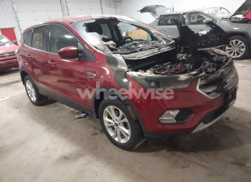 2017 Ford Escape SE (VIN 1FMCU0GD1HUD74787) main photo