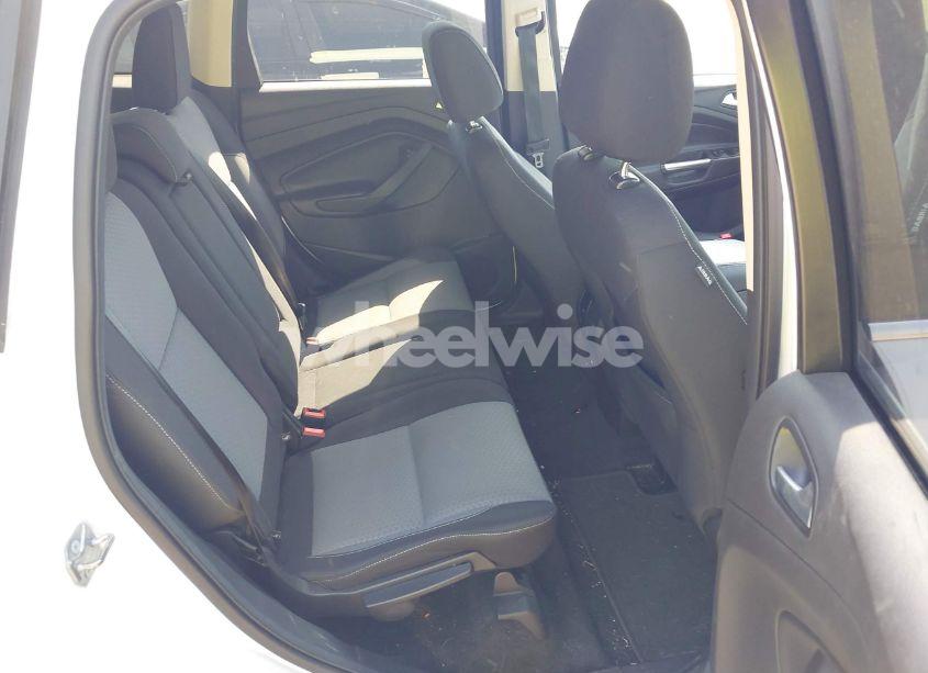 Photo 8 of 2017 Ford Escape SE (VIN 1FMCU0GD1HUE22370)