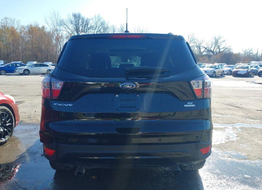 Photo 16 of 2017 Ford Escape SE (VIN 1FMCU0GD1HUE28198)