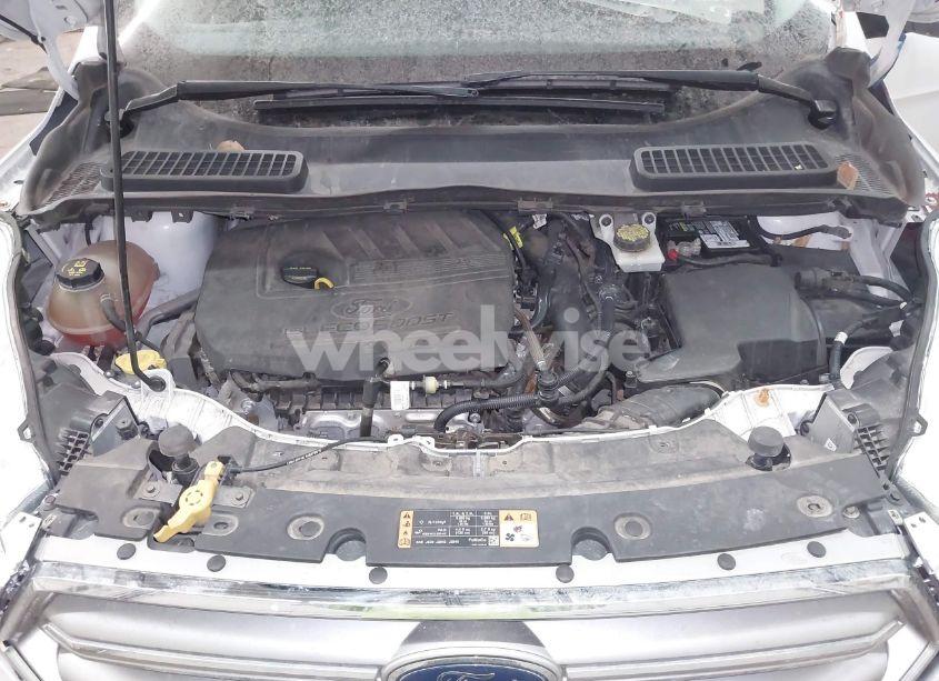 Photo 10 of 2017 Ford Escape SE (VIN 1FMCU0GD1HUE36513)