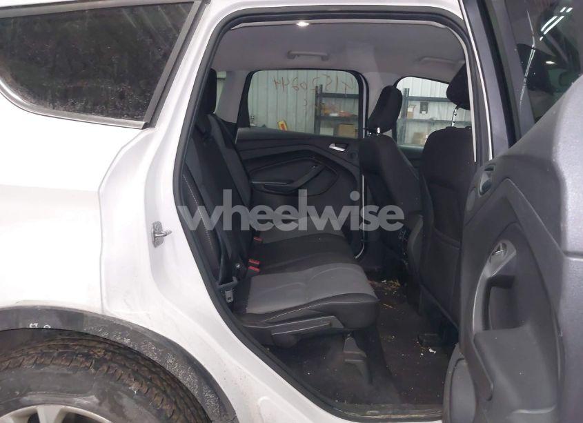 Photo 8 of 2017 Ford Escape SE (VIN 1FMCU0GD1HUE36513)