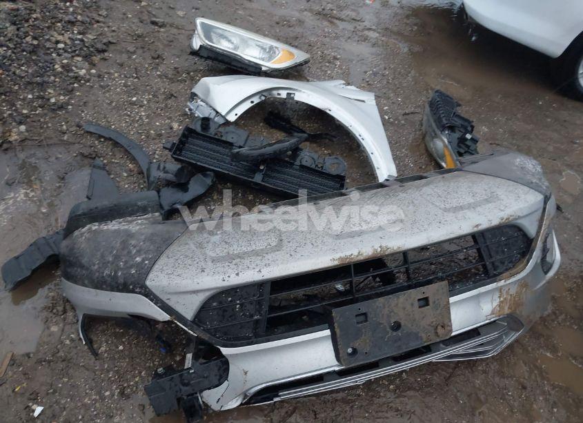 Photo 12 of 2017 Ford Escape SE (VIN 1FMCU0GD1HUE39735)