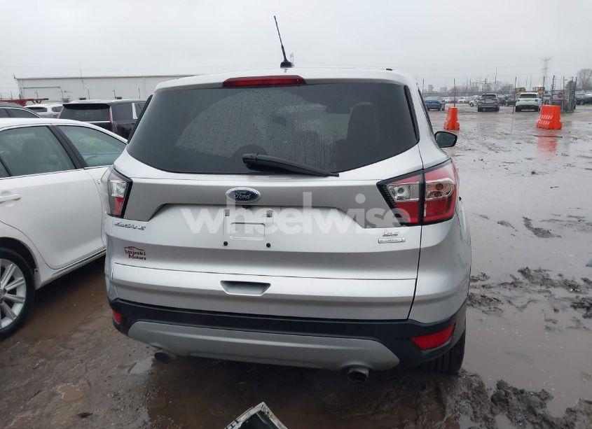 Photo 17 of 2017 Ford Escape SE (VIN 1FMCU0GD1HUE39735)