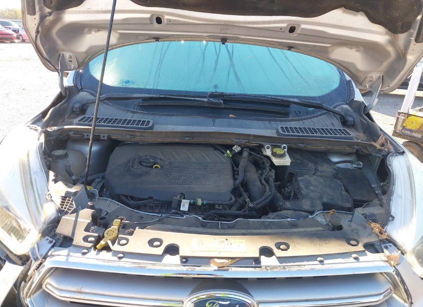 Photo 10 of 2017 Ford Escape SE (VIN 1FMCU0GD1HUE45678)