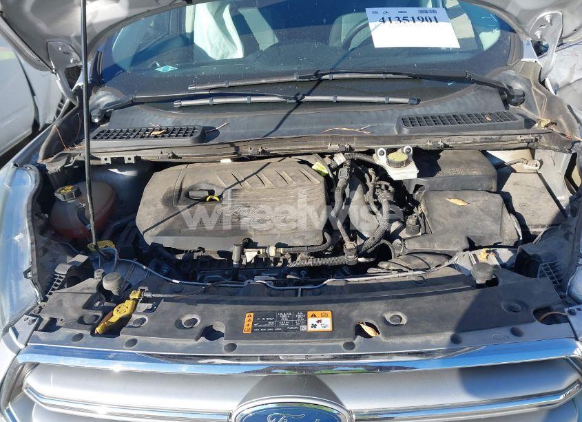 Photo 10 of 2017 Ford Escape SE (VIN 1FMCU0GD1HUF05782)