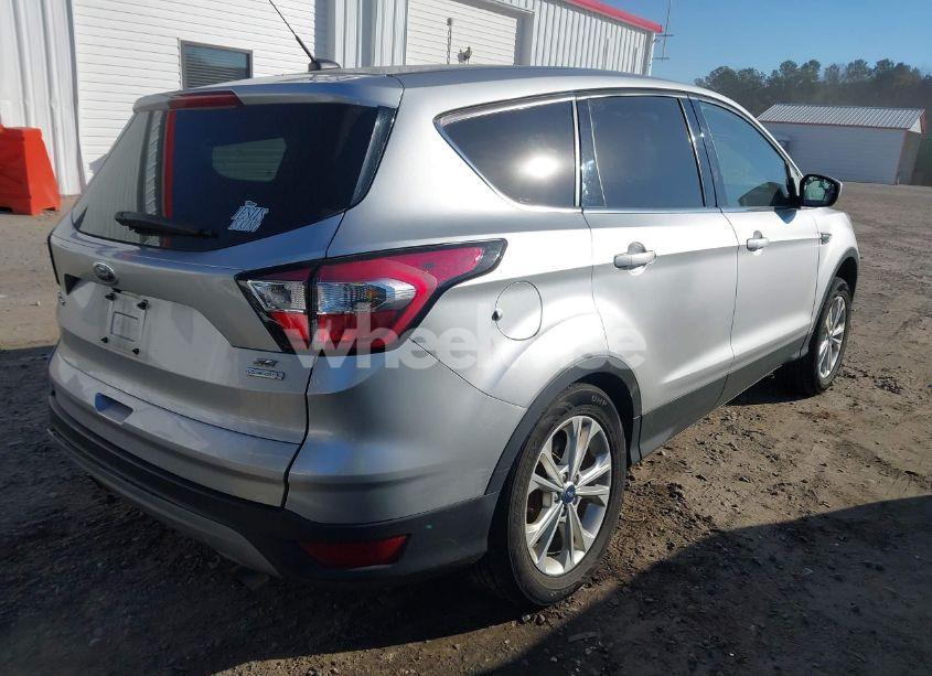 Photo 4 of 2017 Ford Escape SE (VIN 1FMCU0GD1HUF05782)