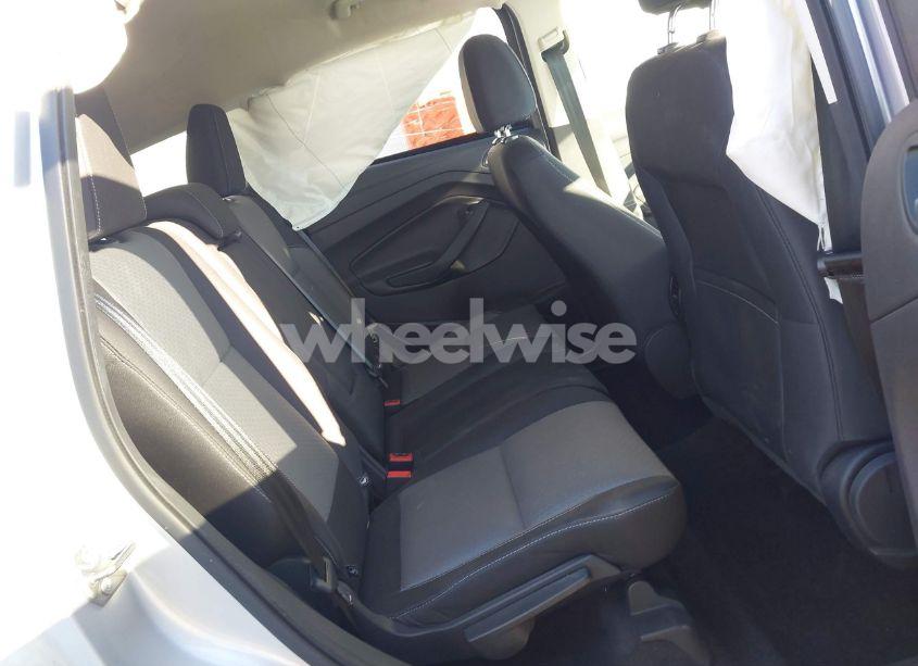 Photo 8 of 2017 Ford Escape SE (VIN 1FMCU0GD1HUF05782)