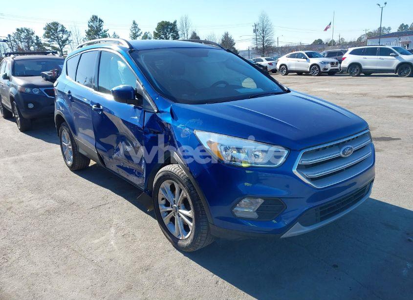 2018 Ford Escape SE (VIN 1FMCU0GD1JUA20368) main photo
