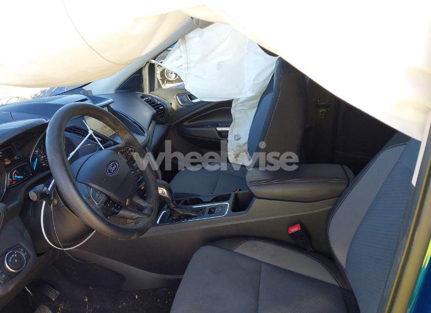 Photo 5 of 2018 Ford Escape SE (VIN 1FMCU0GD1JUA20368)