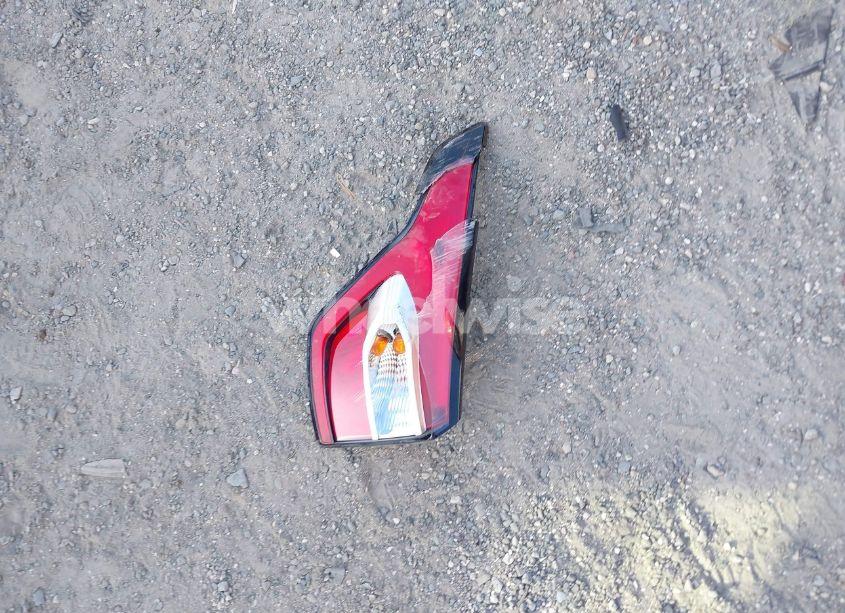 Photo 11 of 2018 Ford Escape SE (VIN 1FMCU0GD1JUB04786)