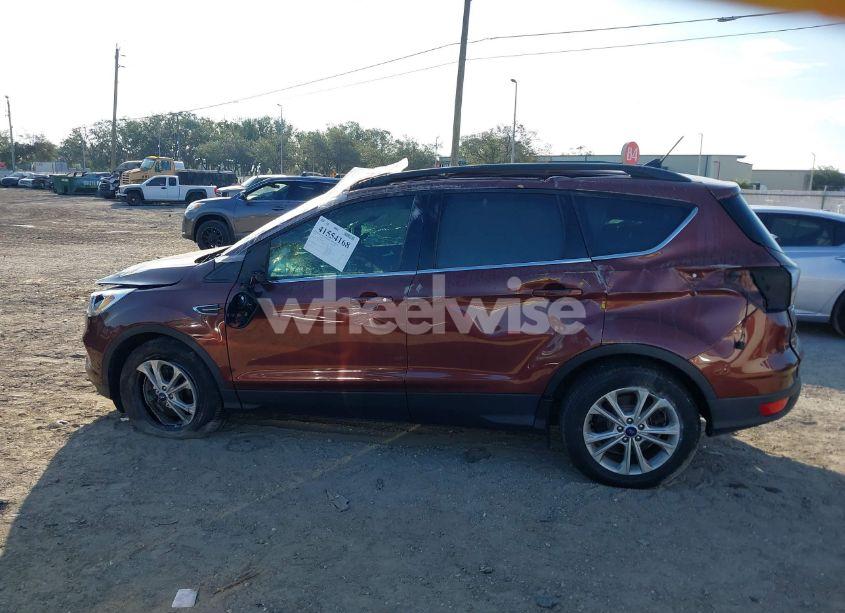 Photo 14 of 2018 Ford Escape SE (VIN 1FMCU0GD1JUB04786)