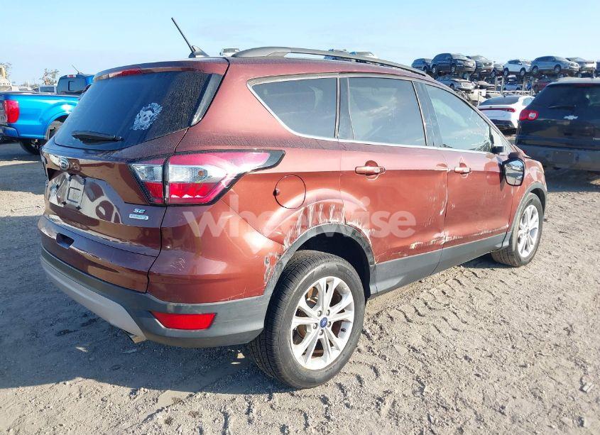 Photo 4 of 2018 Ford Escape SE (VIN 1FMCU0GD1JUB04786)