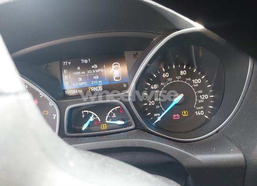 Photo 15 of 2018 Ford Escape SE (VIN 1FMCU0GD1JUB35455)