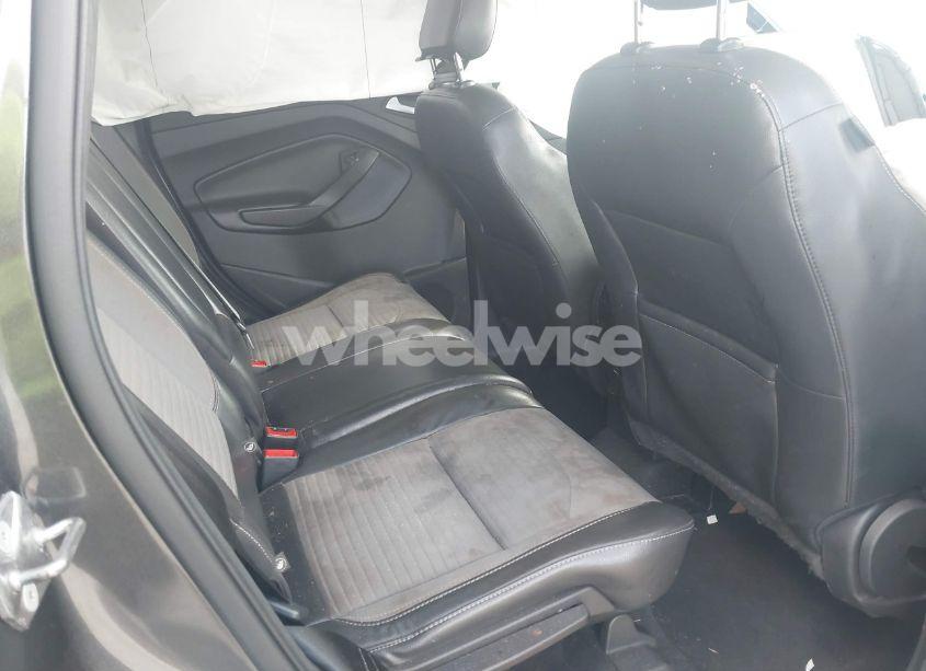 Photo 8 of 2018 Ford Escape SE (VIN 1FMCU0GD1JUB35455)