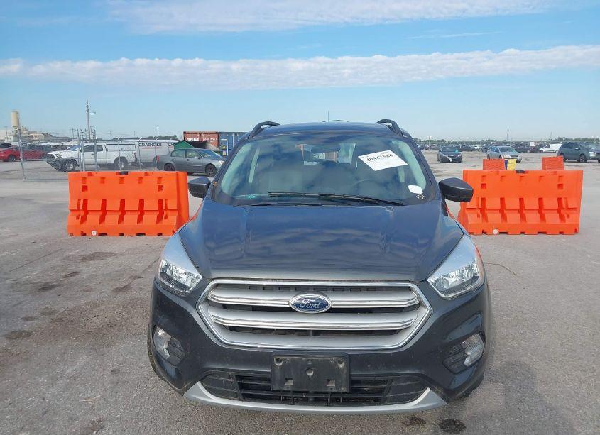 Photo 12 of 2018 Ford Escape SE (VIN 1FMCU0GD1JUB43037)