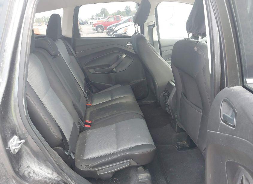 Photo 8 of 2018 Ford Escape SE (VIN 1FMCU0GD1JUB43037)