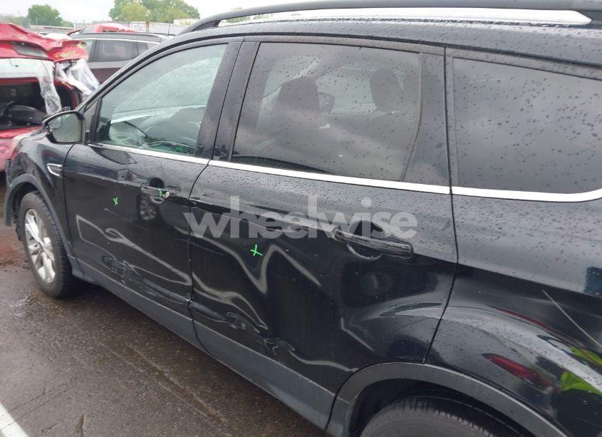 Photo 14 of 2018 Ford Escape SE (VIN 1FMCU0GD1JUB62025)