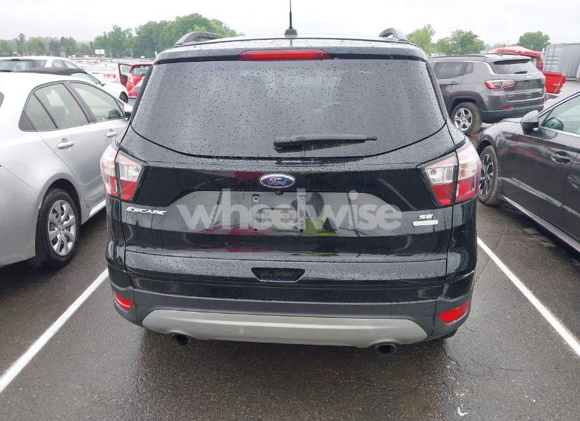 Photo 16 of 2018 Ford Escape SE (VIN 1FMCU0GD1JUB62025)