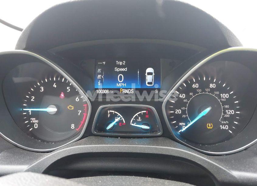 Photo 7 of 2018 Ford Escape SE (VIN 1FMCU0GD1JUB62025)