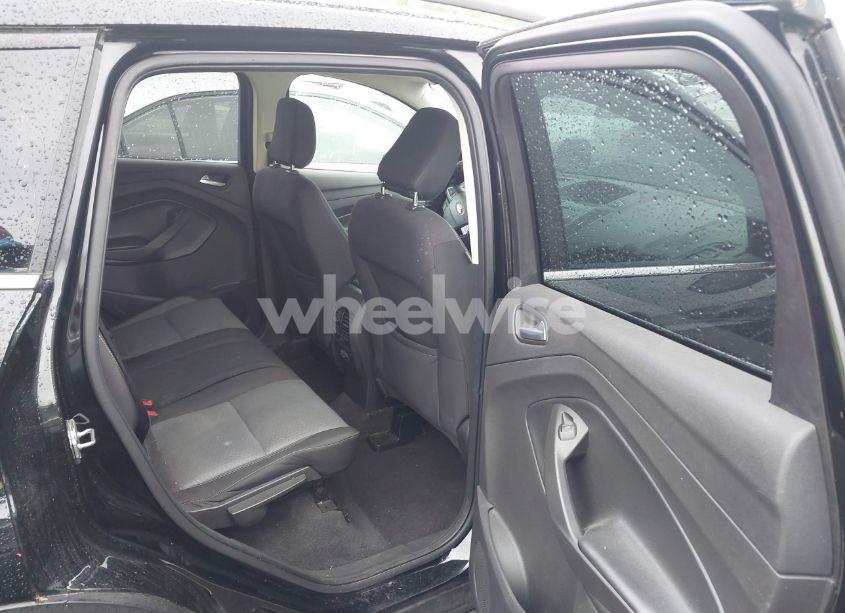 Photo 8 of 2018 Ford Escape SE (VIN 1FMCU0GD1JUB62025)