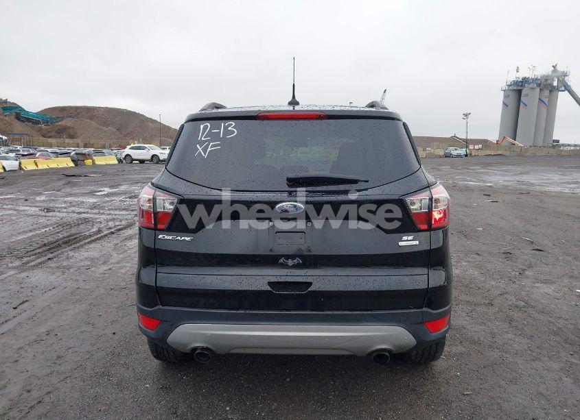 Photo 16 of 2018 Ford Escape SE (VIN 1FMCU0GD1JUB95087)