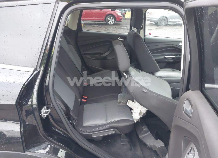 Photo 8 of 2018 Ford Escape SE (VIN 1FMCU0GD1JUB95087)