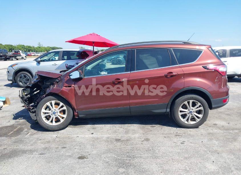 Photo 13 of 2018 Ford Escape SE (VIN 1FMCU0GD1JUC09263)