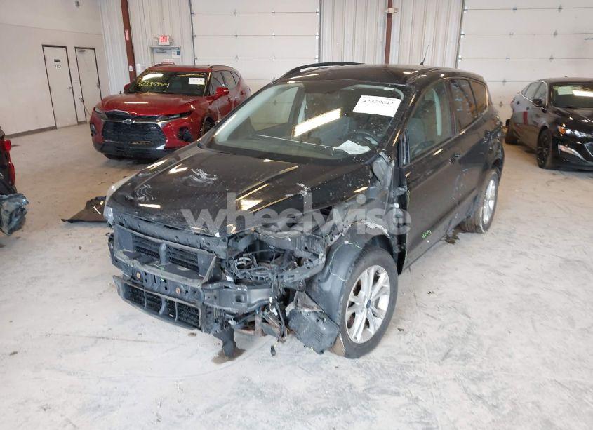 Photo 6 of 2018 Ford Escape SE (VIN 1FMCU0GD1JUC32428)