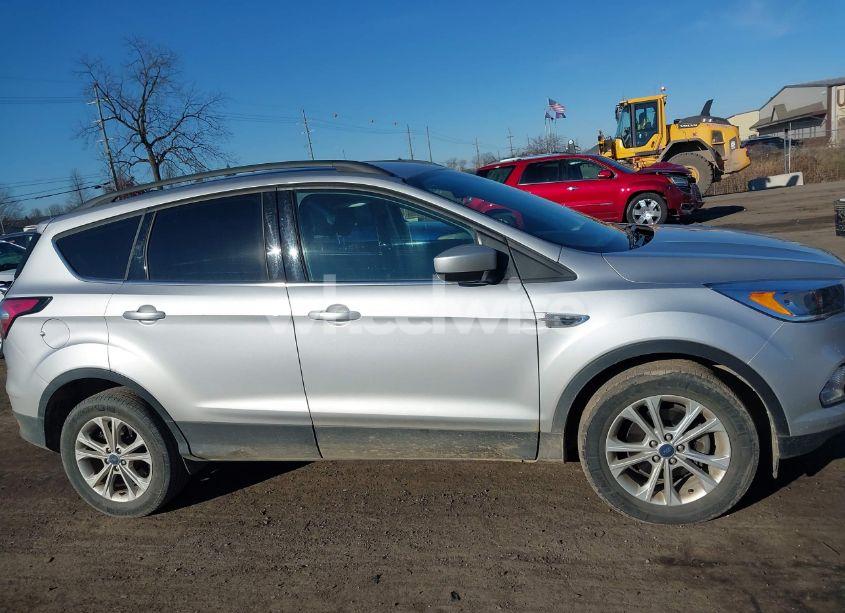 Photo 13 of 2018 Ford Escape SE (VIN 1FMCU0GD1JUC46796)