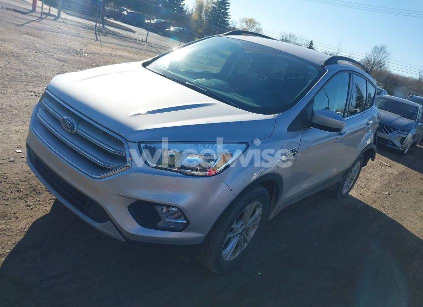 Photo 2 of 2018 Ford Escape SE (VIN 1FMCU0GD1JUC46796)