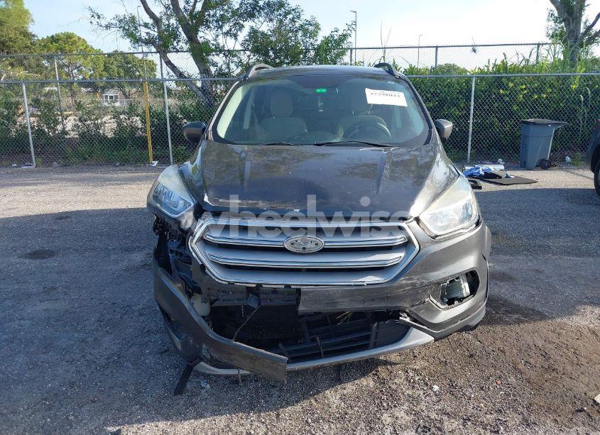 Photo 12 of 2018 Ford Escape SE (VIN 1FMCU0GD1JUC61086)