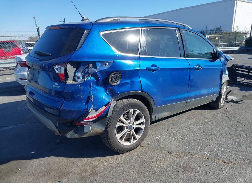 Photo 4 of 2018 Ford Escape SE (VIN 1FMCU0GD1JUC91270)