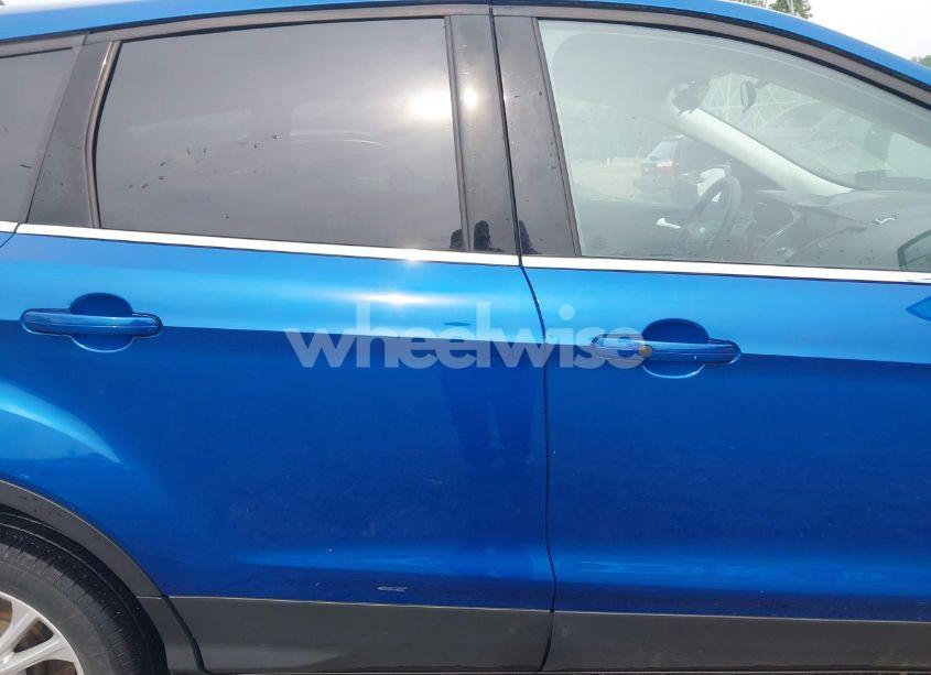 Photo 13 of 2019 Ford Escape SE (VIN 1FMCU0GD1KUB77058)