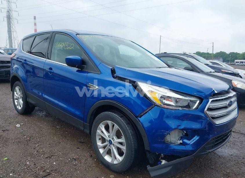 Photo 6 of 2019 Ford Escape SE (VIN 1FMCU0GD1KUB77058)