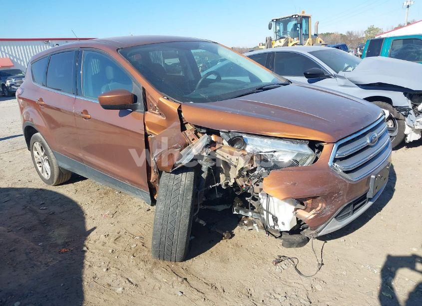 2017 Ford Escape SE (VIN 1FMCU0GD2HUA89371) main photo