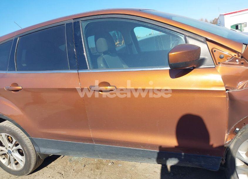 Photo 13 of 2017 Ford Escape SE (VIN 1FMCU0GD2HUA89371)