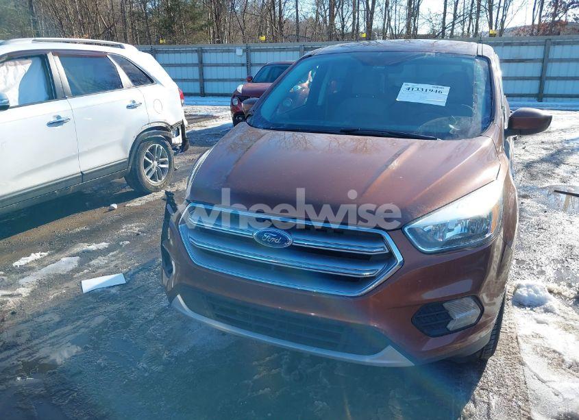 Photo 12 of 2017 Ford Escape SE (VIN 1FMCU0GD2HUB08825)