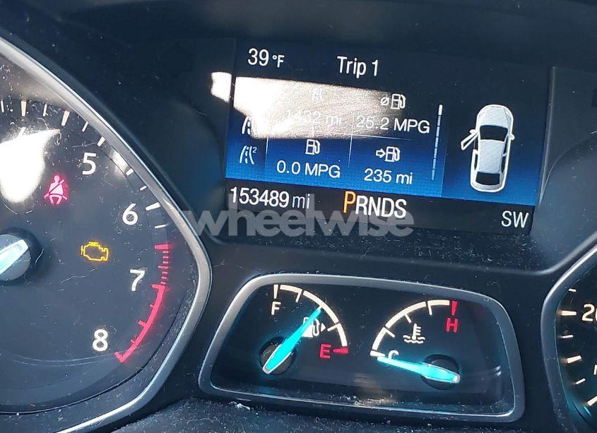 Photo 15 of 2017 Ford Escape SE (VIN 1FMCU0GD2HUB08825)