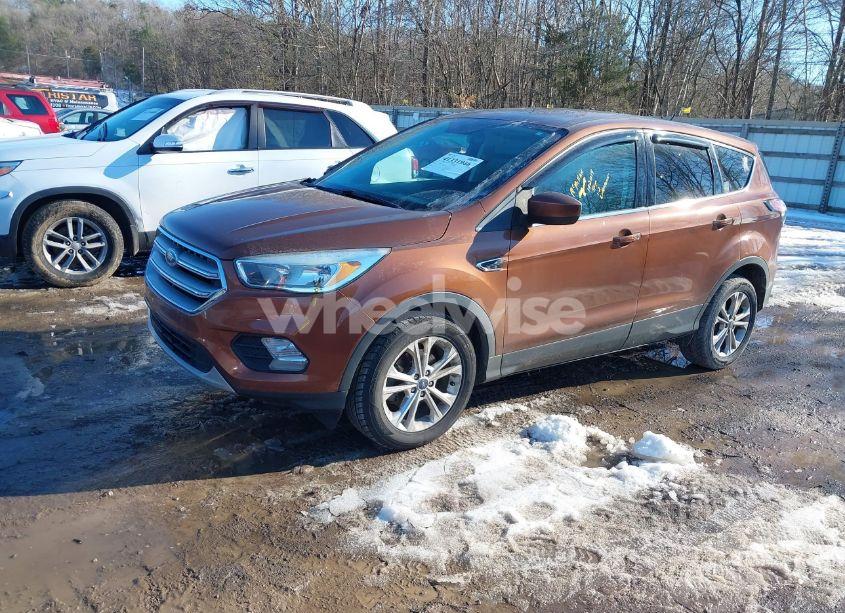 Photo 2 of 2017 Ford Escape SE (VIN 1FMCU0GD2HUB08825)