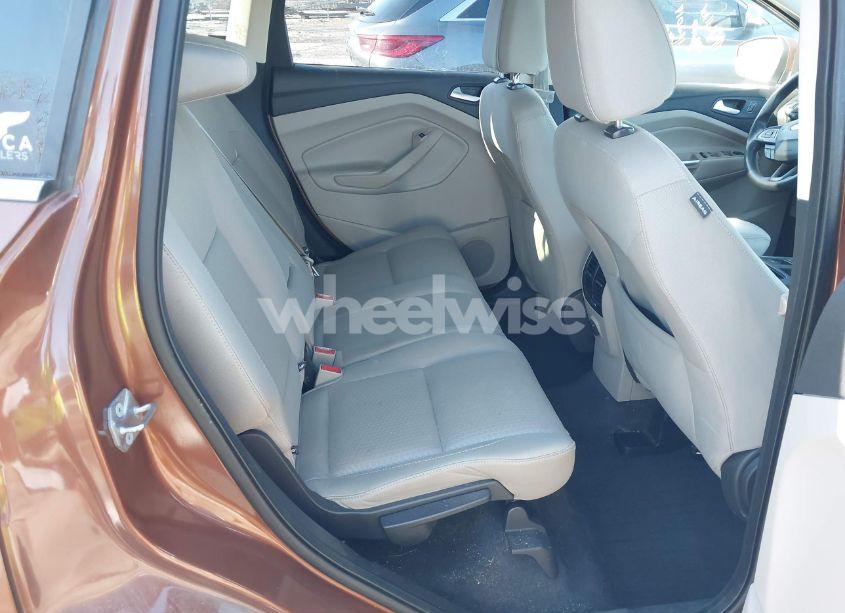 Photo 8 of 2017 Ford Escape SE (VIN 1FMCU0GD2HUB08825)