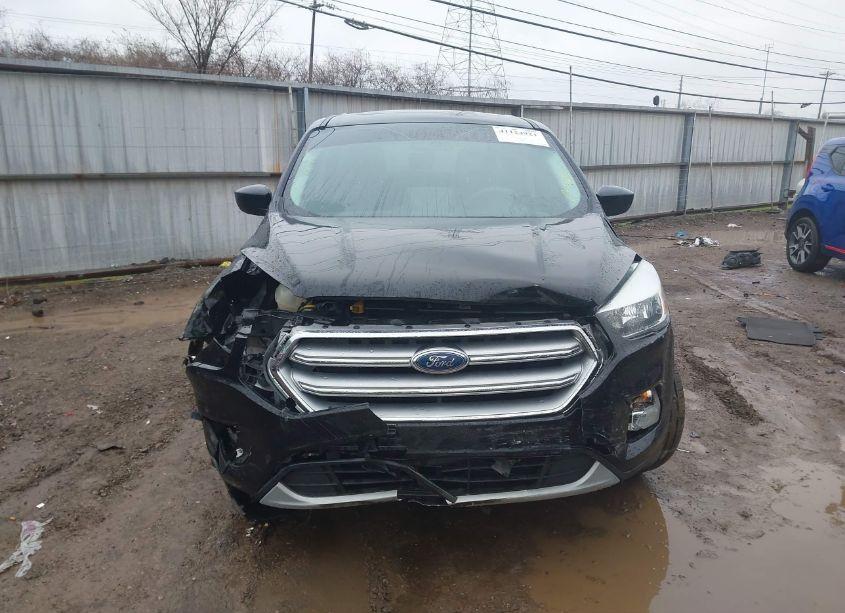 Photo 12 of 2017 Ford Escape SE (VIN 1FMCU0GD2HUB14592)