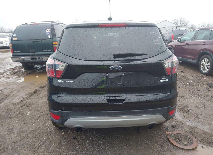 Photo 16 of 2017 Ford Escape SE (VIN 1FMCU0GD2HUB14592)