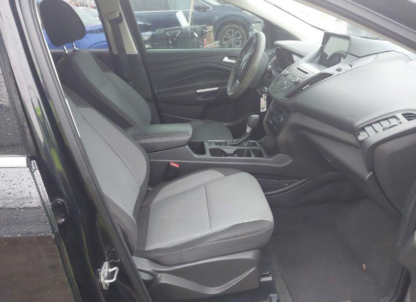 Photo 5 of 2017 Ford Escape SE (VIN 1FMCU0GD2HUB14592)