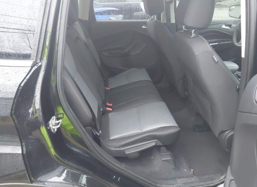 Photo 8 of 2017 Ford Escape SE (VIN 1FMCU0GD2HUB14592)