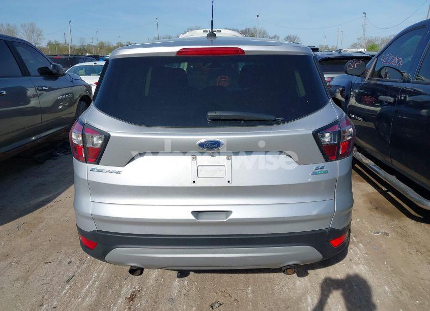 Photo 16 of 2017 Ford Escape SE (VIN 1FMCU0GD2HUB57992)
